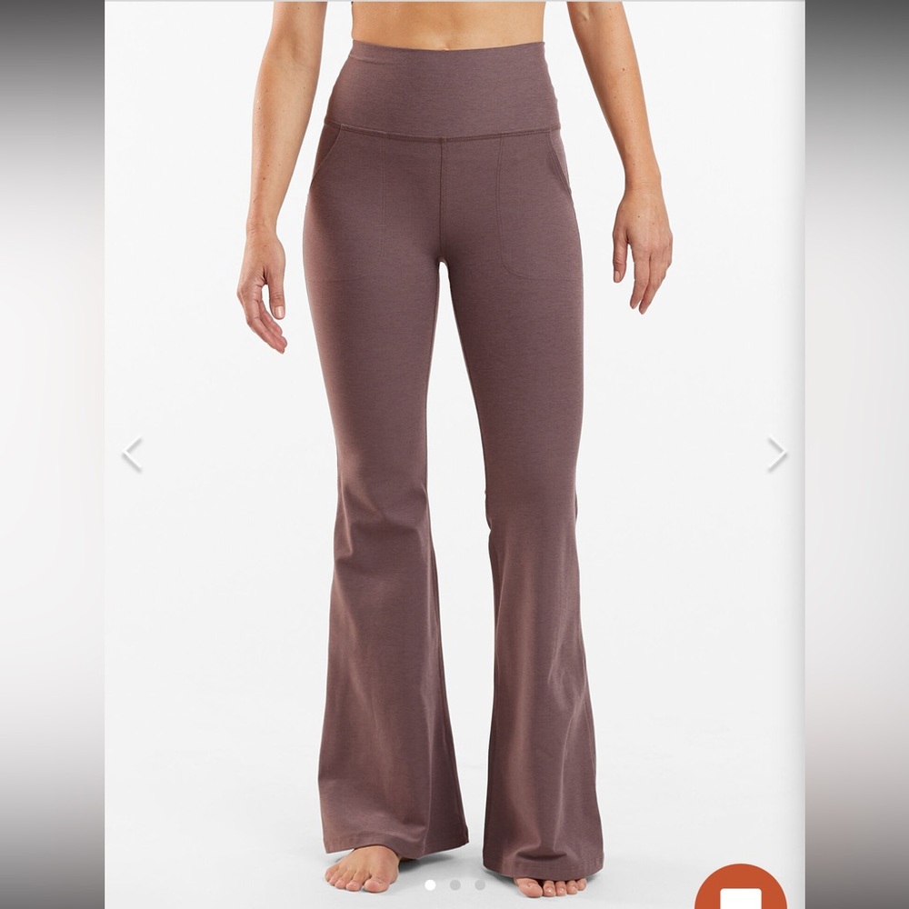 Beyond Yoga Space Dye Flare Leggings Size Large